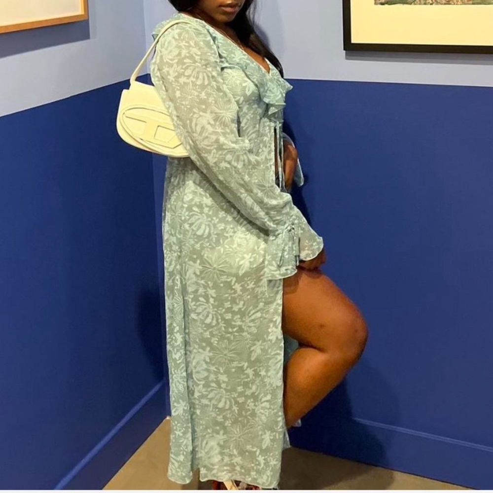 Blue Floral Long Sleeve Kimono Cover Up
